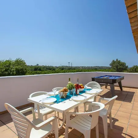 Citrinos By فيلة